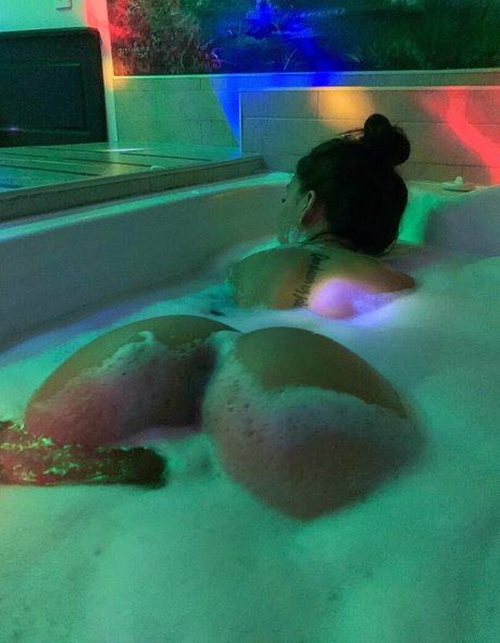 valentinachica4 beautiful pornstar archive