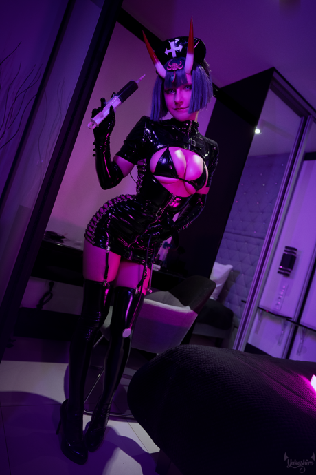 Yukeshiro model xxx photo