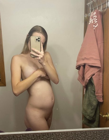 lizzysweetsofficial pretty star images