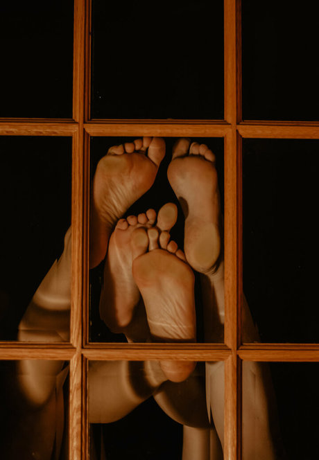 feetish babes erotic star image