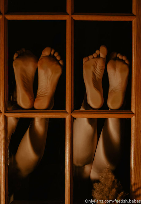 feetish babes perfect model picture