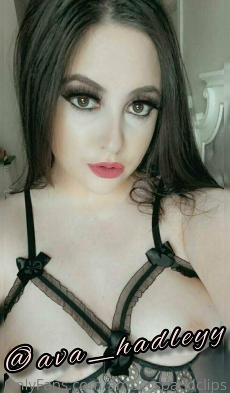 ambersparklclips nude actress pictures