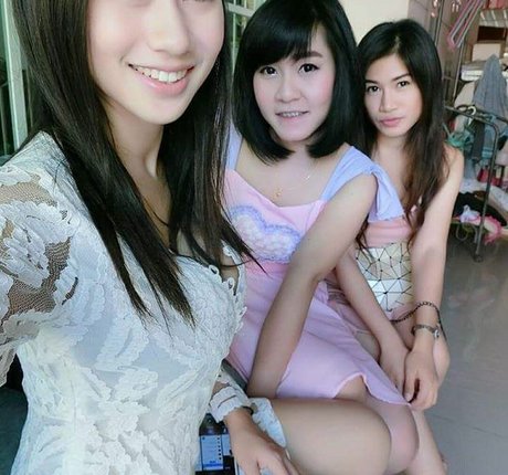 Saowalak Saifak star hot pictures