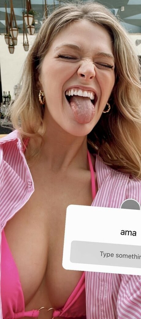 Kelsey Impicciche star pornographic galleries