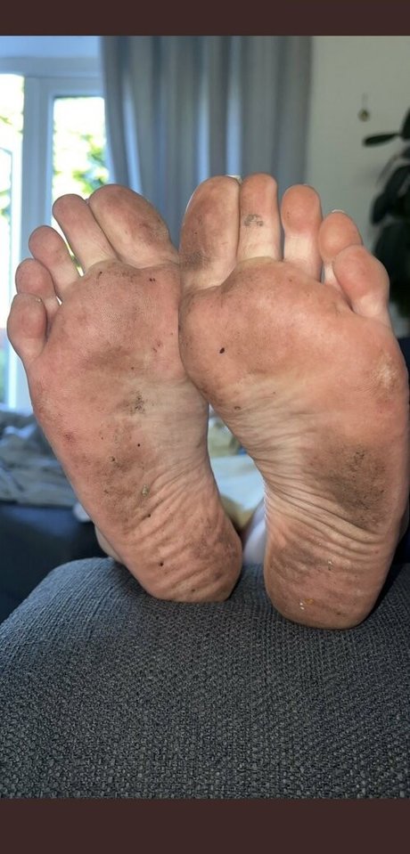 Queen Sarah high quality pornstar pictures