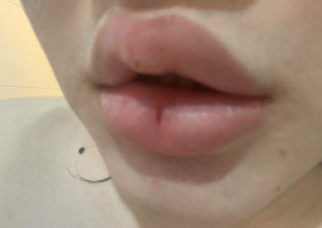 vampireneee hd actress image