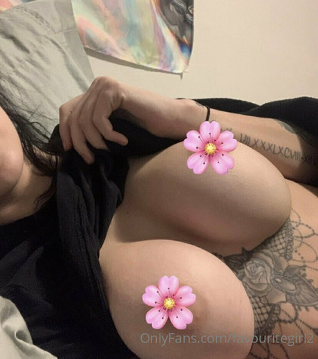 favouritegirl2 pornstar erotic img