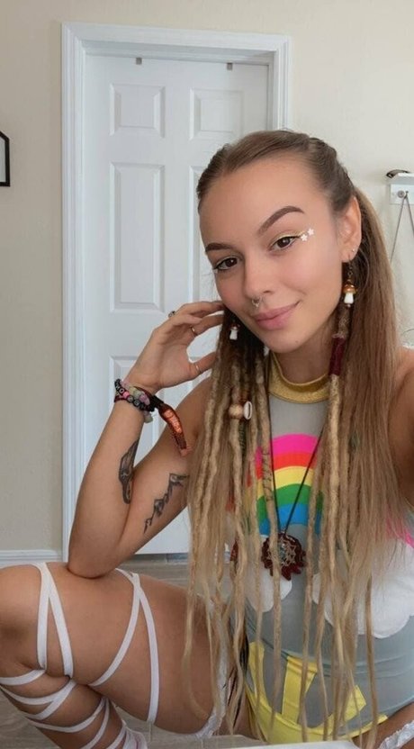 naomiswann star nice picture