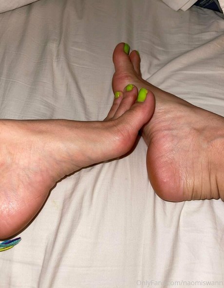 naomiswann star exclusive archive