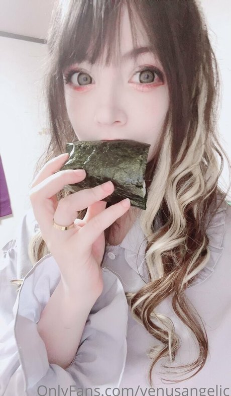 Venusangelic star erotic archive