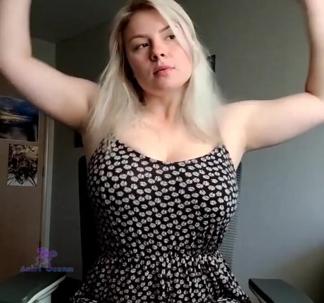 Asiri Ocean best star photos