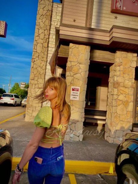 Katiedaisy star erotic archive