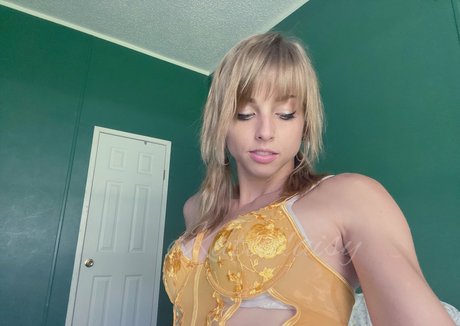 Katiedaisy star hd gallery