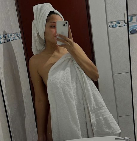 Catalina Mel model beautiful pictures