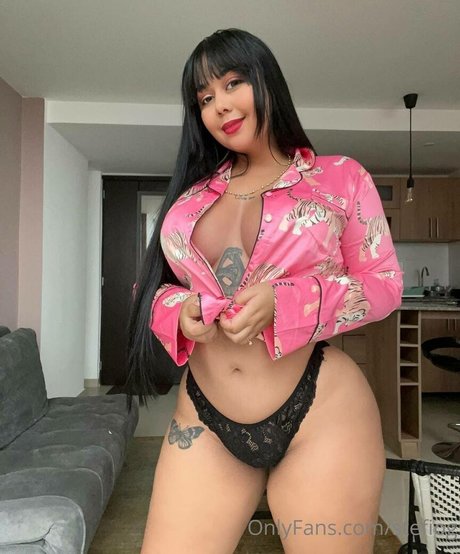 stefiog nice star photo