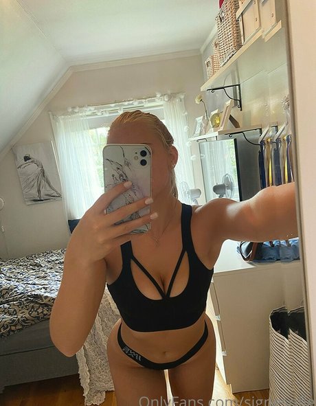 signesofie star adult photos