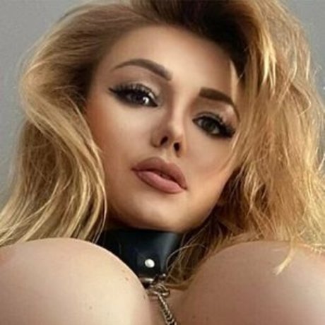 Miss Donatella Official pretty star archive