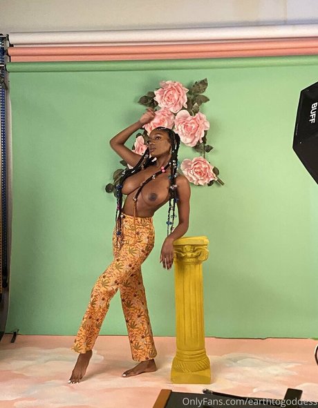 Earthtogoddess xxx actress img