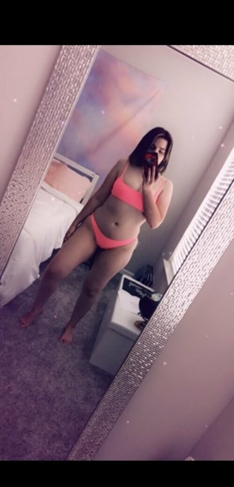 RageQueen pornographic model pic