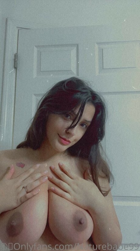 Deya Demarco star erotic pic