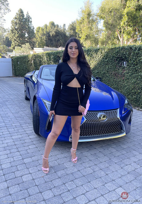 Sophia Leone exclusive model images