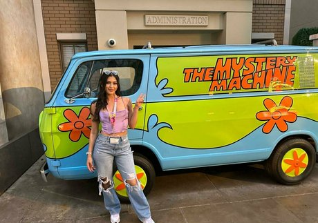 Sophia Leone pornstar perfect archive