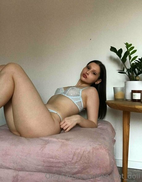 iren hot doll high quality star images