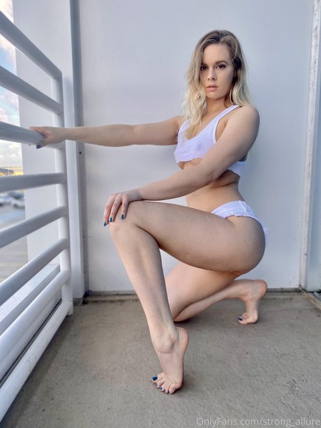 Strong Allure erotic star galleries