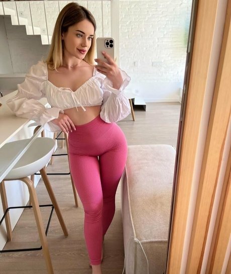 Anya Desyatnikova pornographic actress pictures