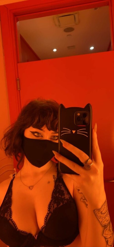 tsund3r3gf adult actress archive