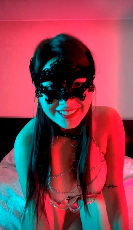 Karen Paniagua art star pic