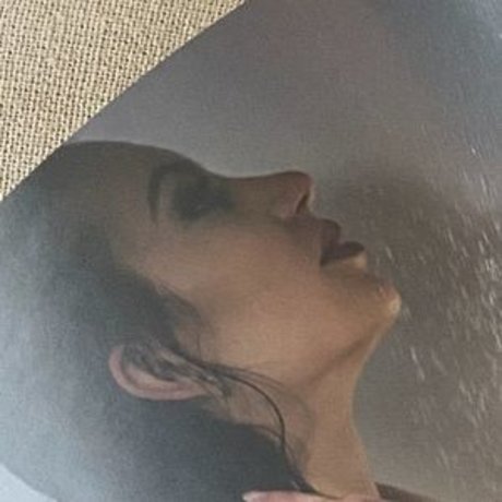 soupinhercan nude model galleries