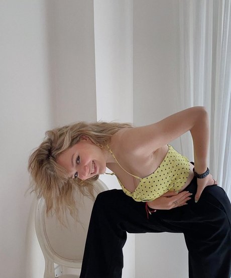 Sapphire Upshall adult actress photos