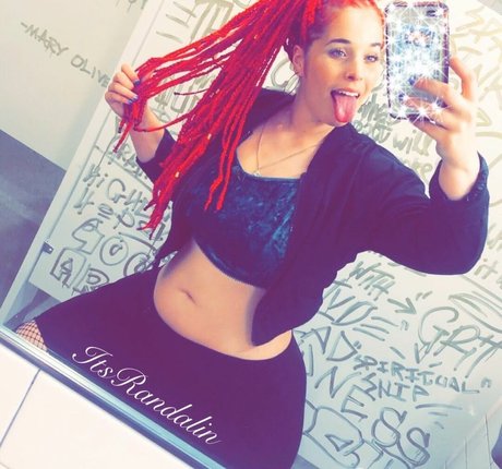 itsRandalin star hot pictures