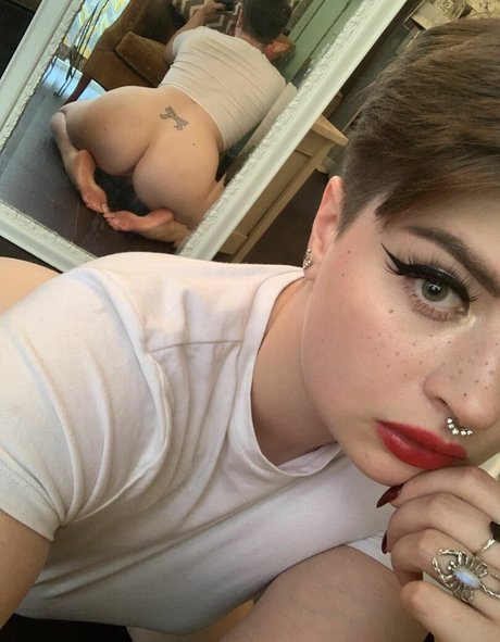 Vintage vogue pornstar top img