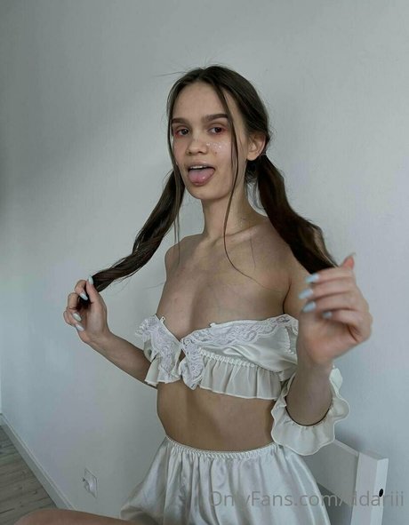 ddariii model pornographic pics