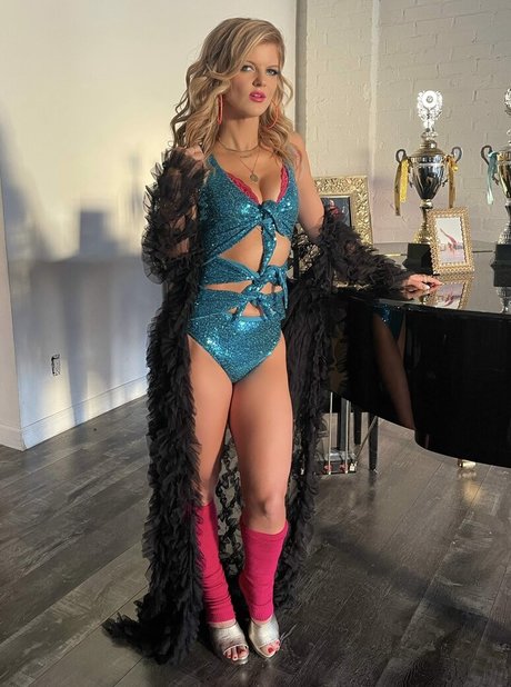 Arden Myrin free actress archive