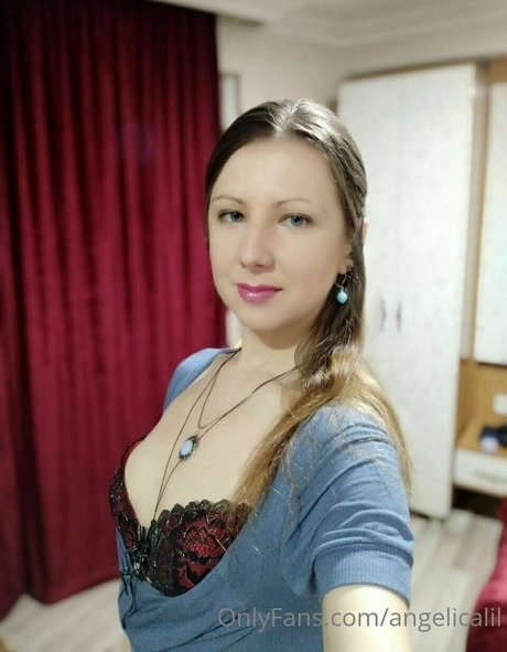 angelicalil top actress photos