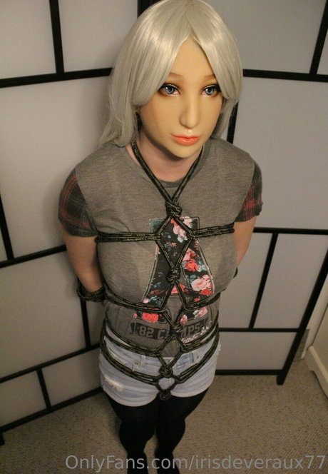 irisdeveraux77 sex actress photo