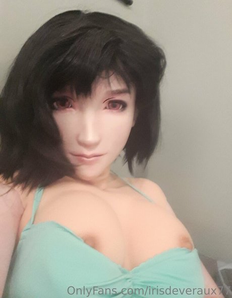 irisdeveraux77 hot actress pics