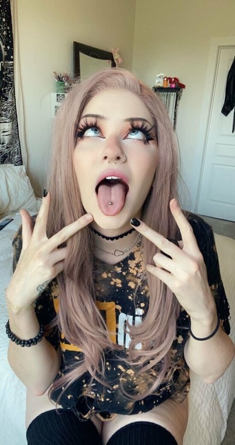 gothscumbag naked model archive