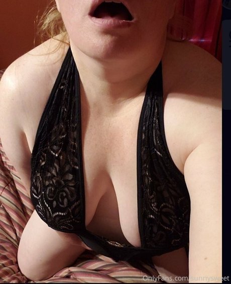 sunnysweet pornographic model image