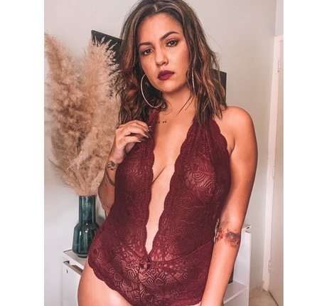 Fernanda Lopes star art gallery