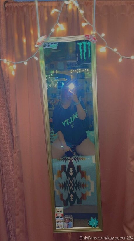 queen kandy star adult pictures