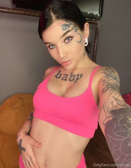 ali sex adult model img