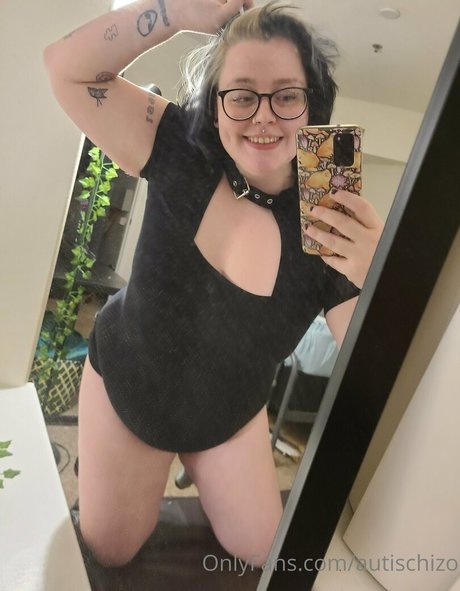 autischizo naked pornstar pic