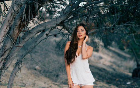 Sara Choi actress img