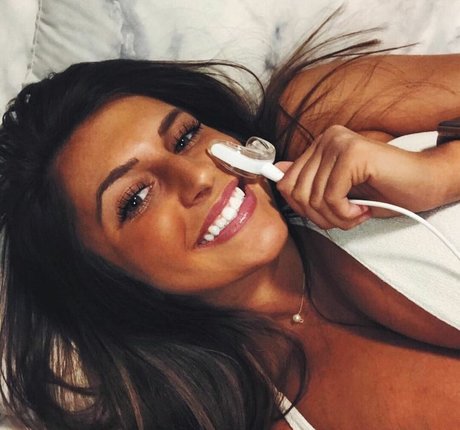 Maddie Clark pornstar pretty image