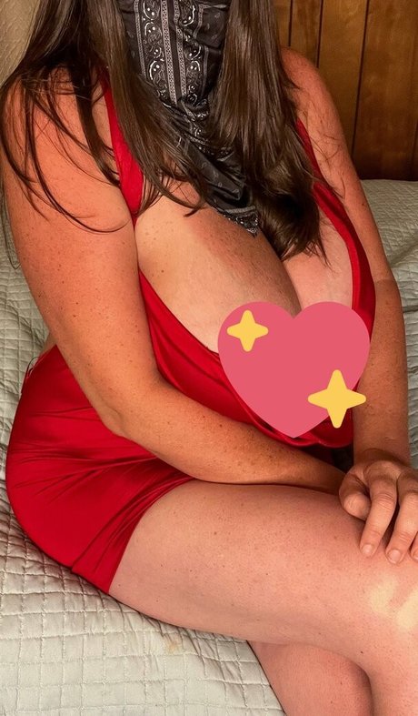 Hobby Hooters art model photos