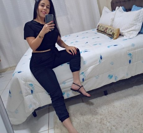 millenecarolina hd model pic